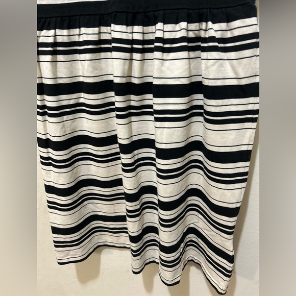 J. CREW Villa dress in stripe - size M - Picture 4 of 8